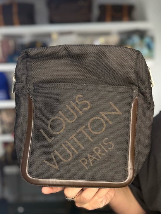 Louis Vuitton Handbags - LV BAG @PRETTYFASHION13 25/25 BF BUCKS USED